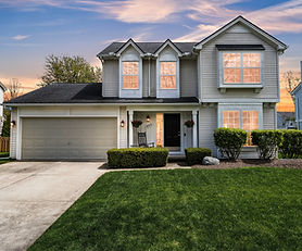 944 S Parkwood Drive South Lyon, MI 48178