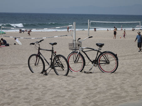 Bike tricks on the Manhattan Beach Pier