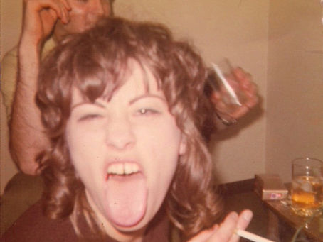 Joyce Manor, I Used To Go To This Bar