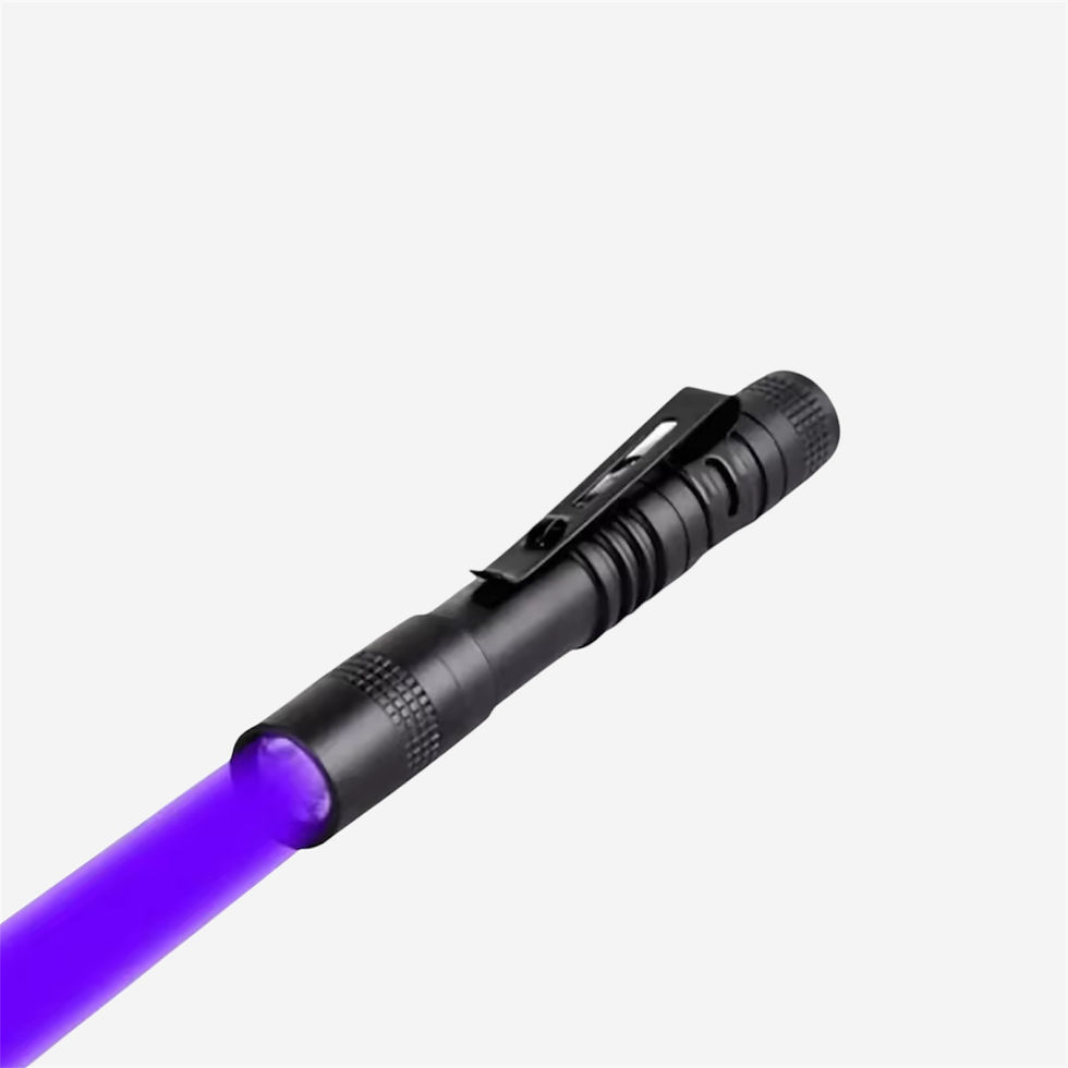 Kompakte UV-Lampe für Flugbegleiter zur Kontrolle von Bettwäsche, Bett und Bad auf Sauberkeit