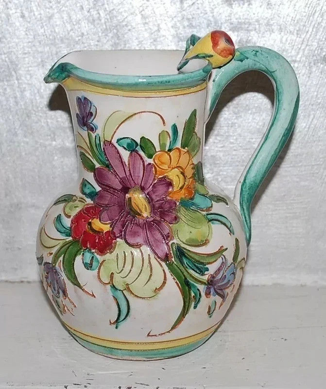 Vase cruche pichet en poterie vintage à décor floral signé et numéroté