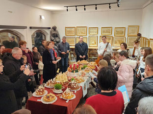 Otvorena izložba božićnjaka