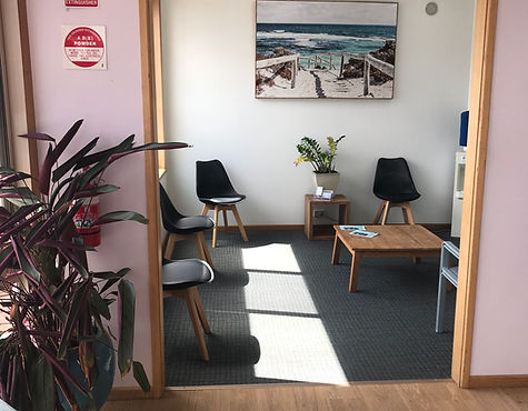 Waiting room.jpg