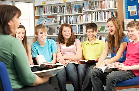 Adolescentes y Biblioteca