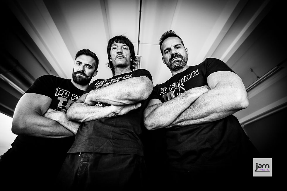 jamphoto tofight-1919 gruppo.jpg