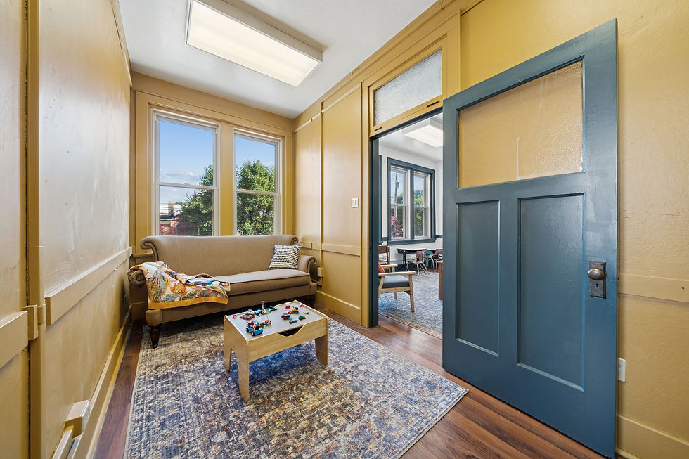 21-web-or-mls-111-2nd-st.jpg