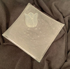 Clear Tulip Plate