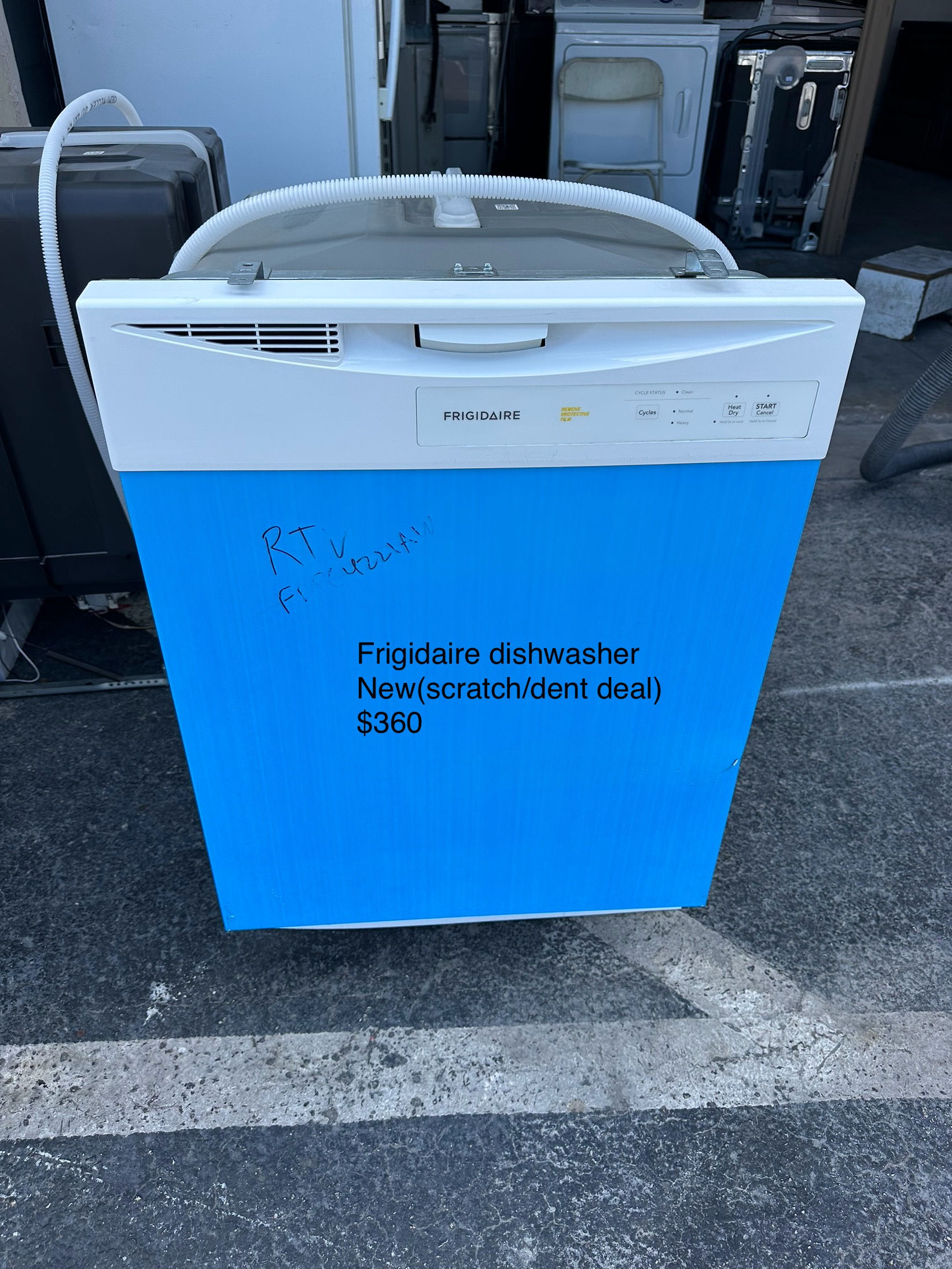 Frigidaire dishwasher white