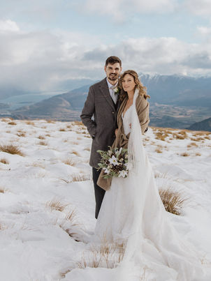 Queenstown // Heritage Hotel & Mountain Wedding