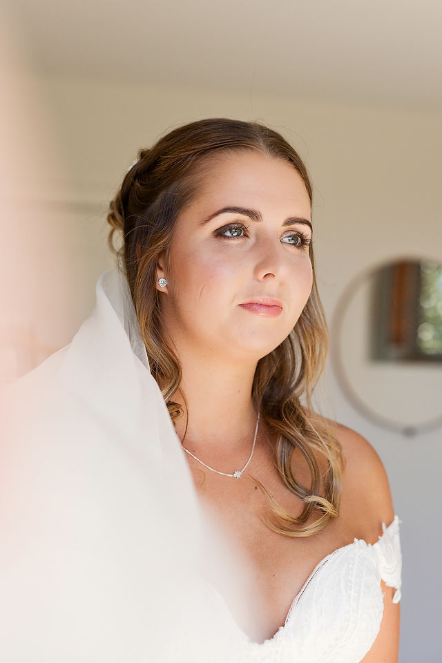 Wedding at Lowburn Outlet in Cromwell