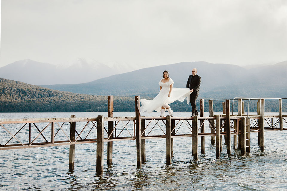 Te Anau winter helicopter elopement in Fiordland