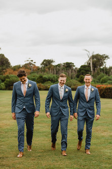 Invercargill wedding at the Abbey with bridal photos at Anderson's Park