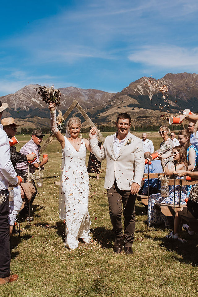 Te Anau farm and marquee wedding