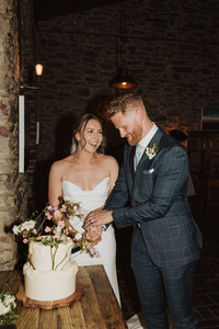 Clyde wedding at Oliver's garden and restaurant
