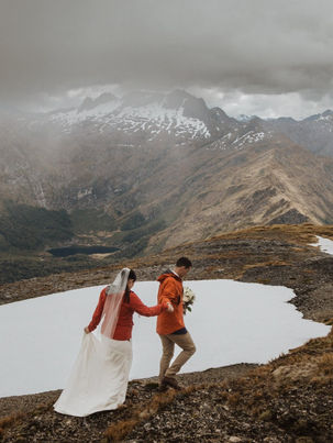 Te Anau // Doubtful Sound Heli Flight + Fiordland Lodge Wedding