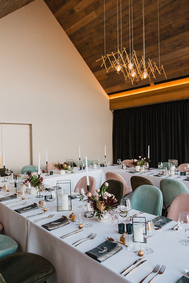 Queenstown winter wedding at Kamana Lakehouse