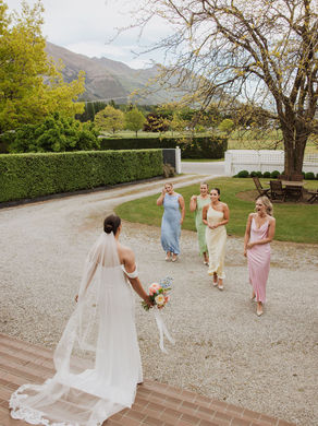 How I tell the story of your wedding day