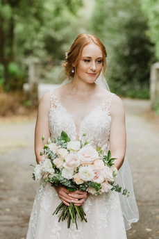 Invercargill wedding at the Abbey with bridal photos at Anderson's Park