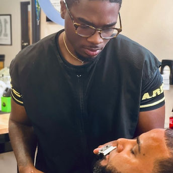 Julius Hare Licensed Barber in Bedford Texas