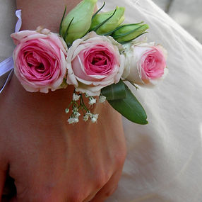 bracelet-fleurs-mariage-auxerre-yonne-bourgogne (2).jpg