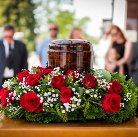 Couronne d'urne, fleurs pour crémation, auxerre