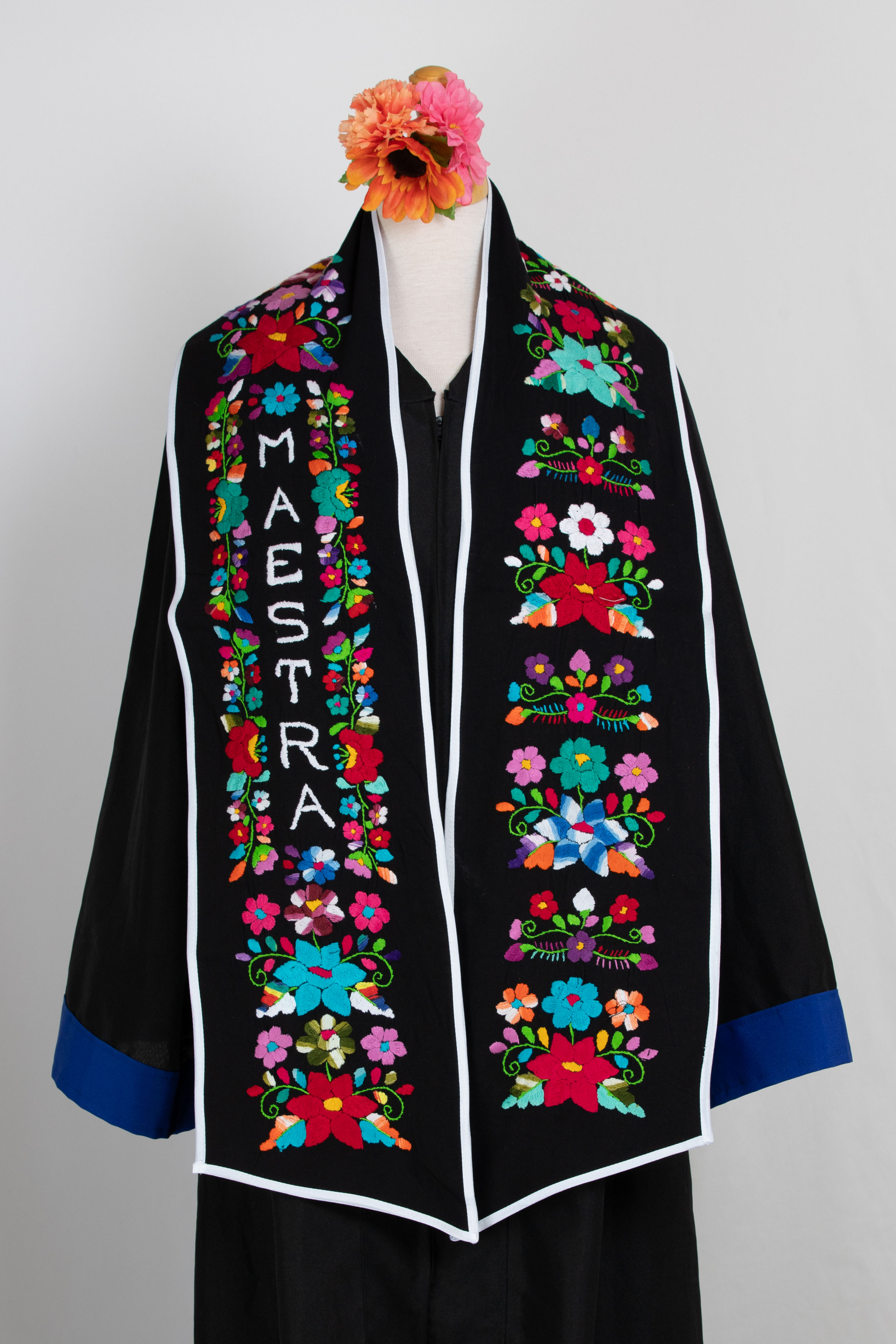 Maestra Graduation Stole