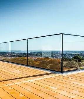 glass-railingebb1c.webp