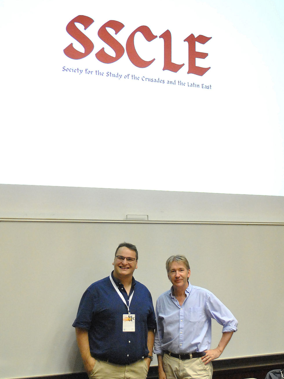SSCLE President Jonathan Phillips with prize winner Glauber Wisniewski.
