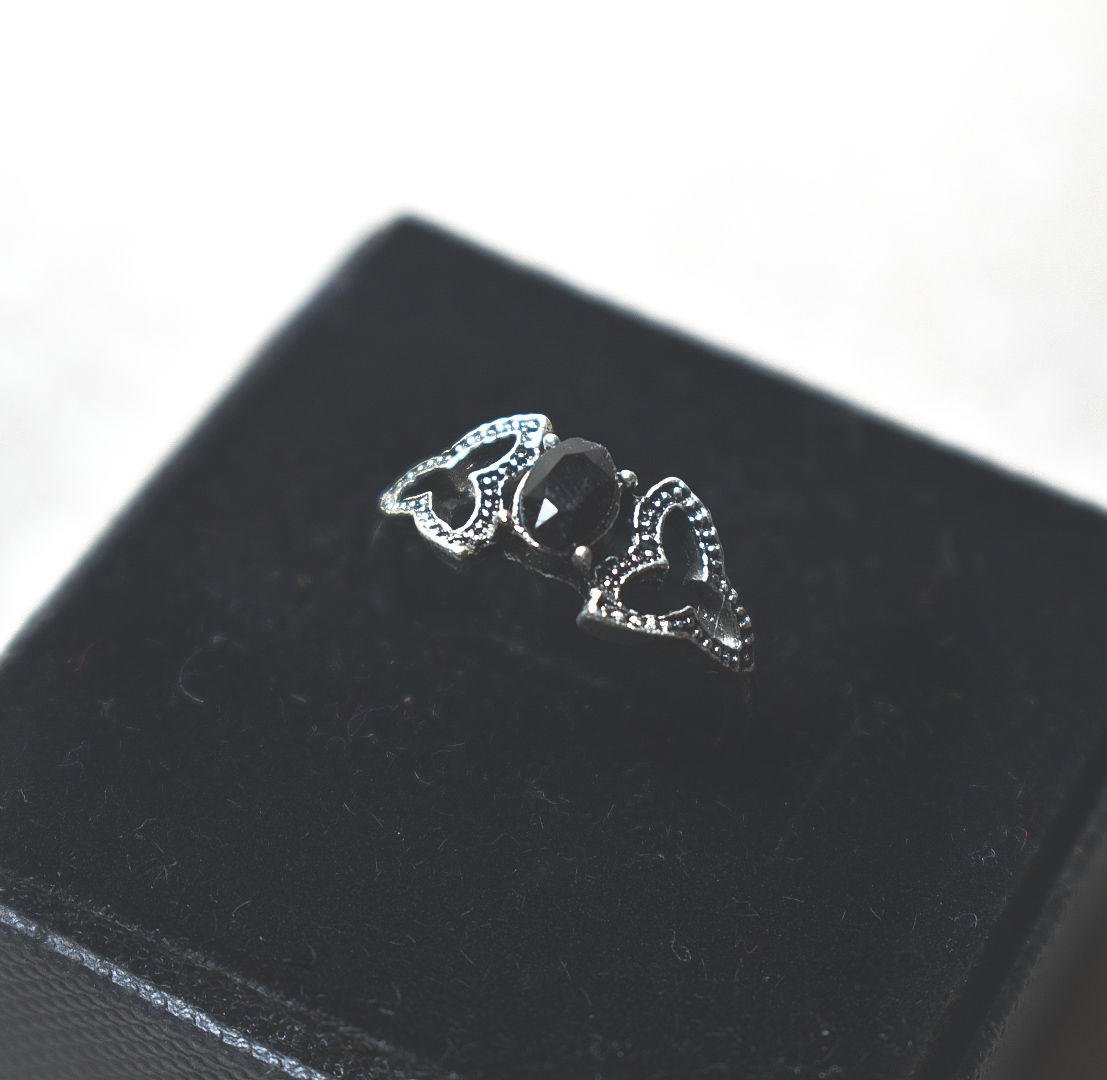 Black Center Gem Ring