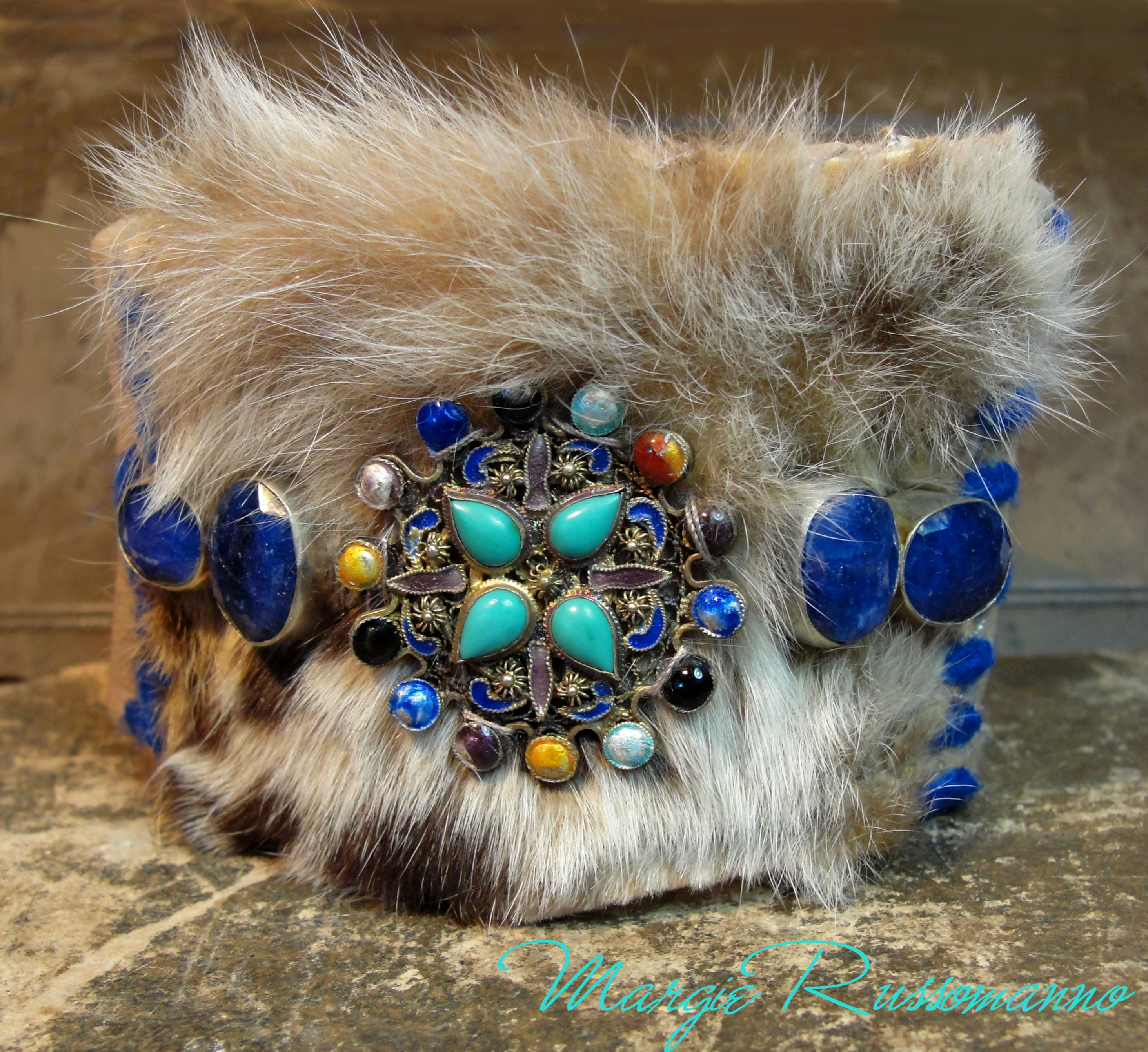 Genuine Blue Sapphires, Vintage Indian Pin, Lynx.