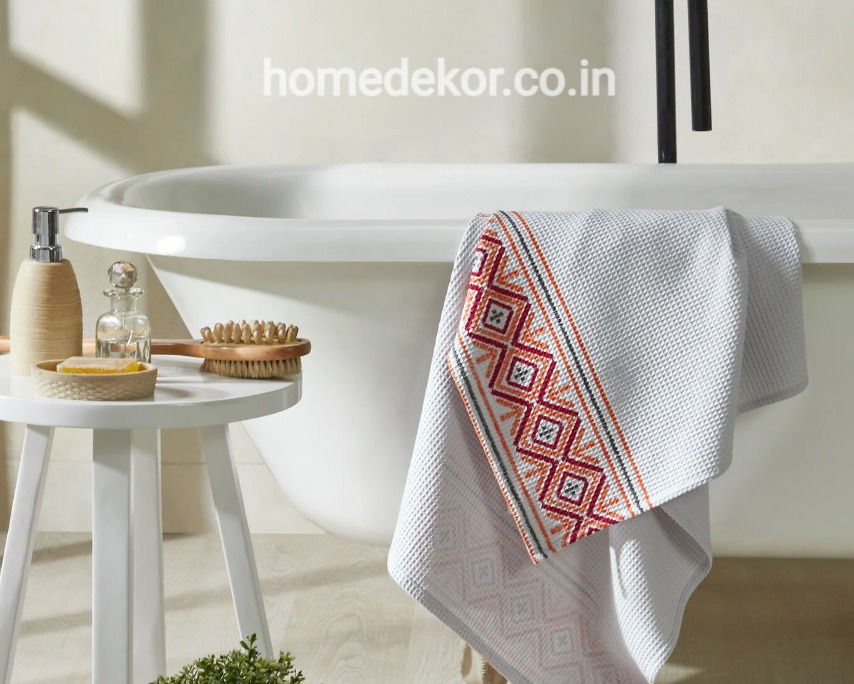 Trident Phulkari Bath Towel- White
