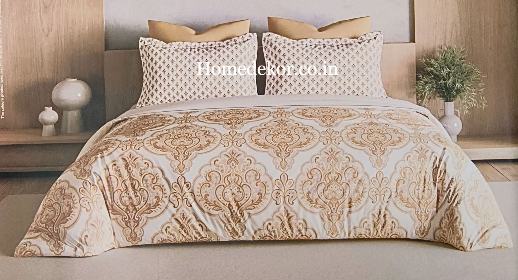 DDecor Vega Collection Double Bedsheet with Pillow cover