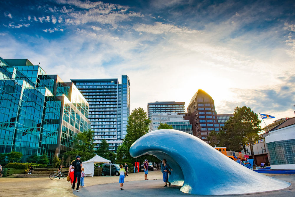 Along the Boardwalk Fun things to do on the Halifax Waterfront