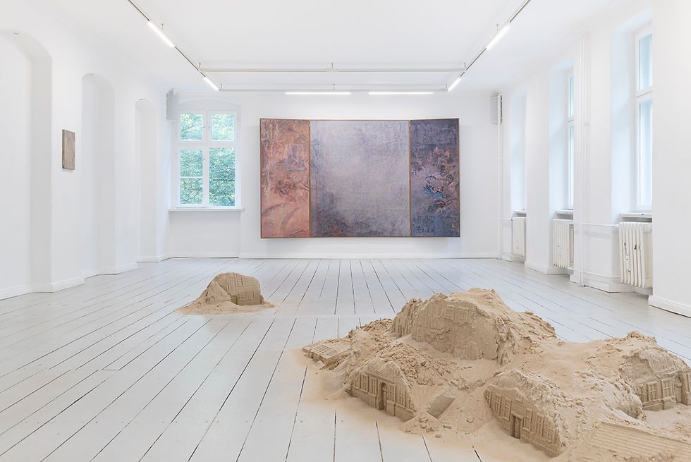 Chorus tides and traces exhibition duo sand triptych Memling sculptures Seungjun Lee Studio Hanniball Henri Haake show opening exhibition Malerei Maler painting Kunst art Kunstmarkt Künstler artist artfair zeitgenössisch contemporary collector Sammler artcollector Berlin Kreuzberg Lübeck emerging artist emergingart figurative henrihaake artmarket upcoming collector Sammler artcontemporain newfigurative Ausstellung exhibition Kunstgeschichte history arthistory
