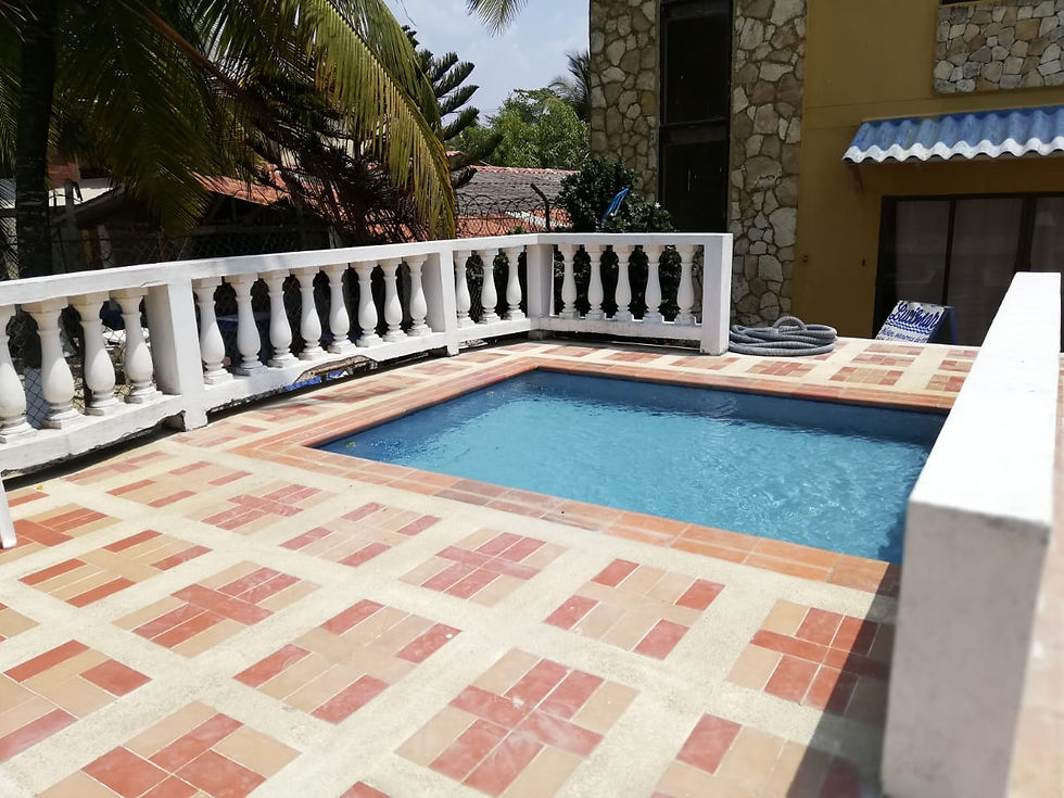 Miniatura: Cabañas en Coveñas de 2 y 3 pisos a orilla de playa 