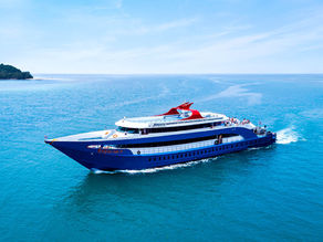Example of a ferry boat used in the Andaman Sea. Type of ferry differs per company.
