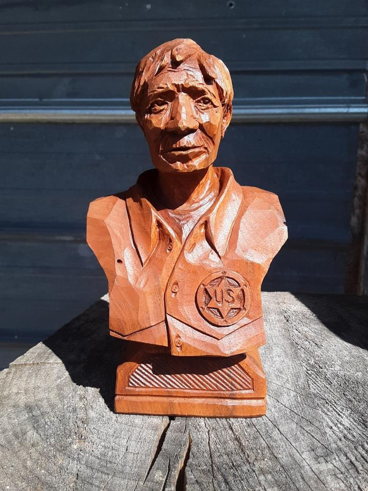 Thumbnail: "U.S. Marshall" bust