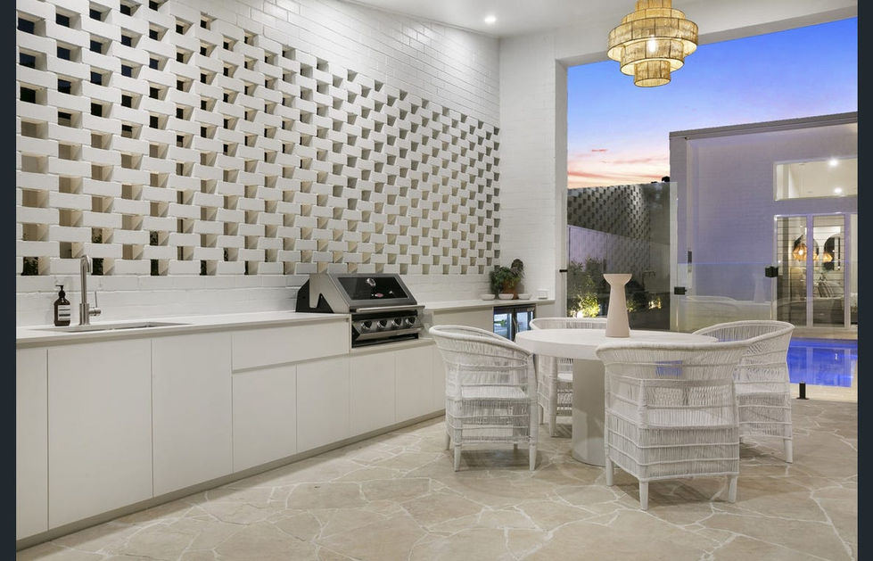 42 Coronet Cres 32