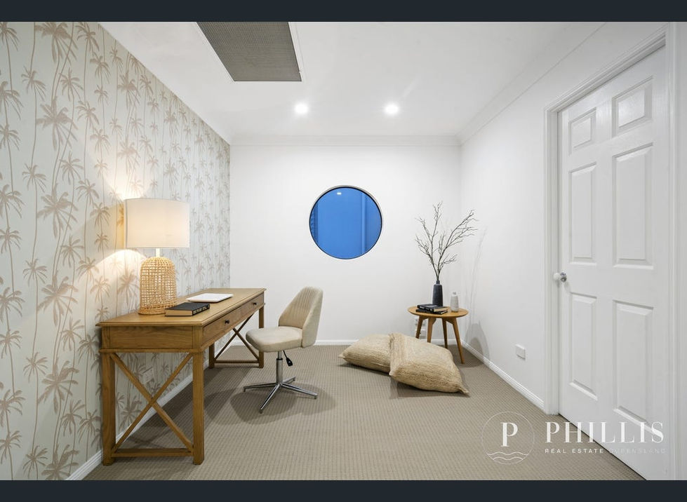 2:28 Vaggelas Crescent, Biggera Waters, Qld 4216 9