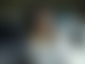 Bella Thorne está em busca de vingança em novo poster e trailer de 'Girl'