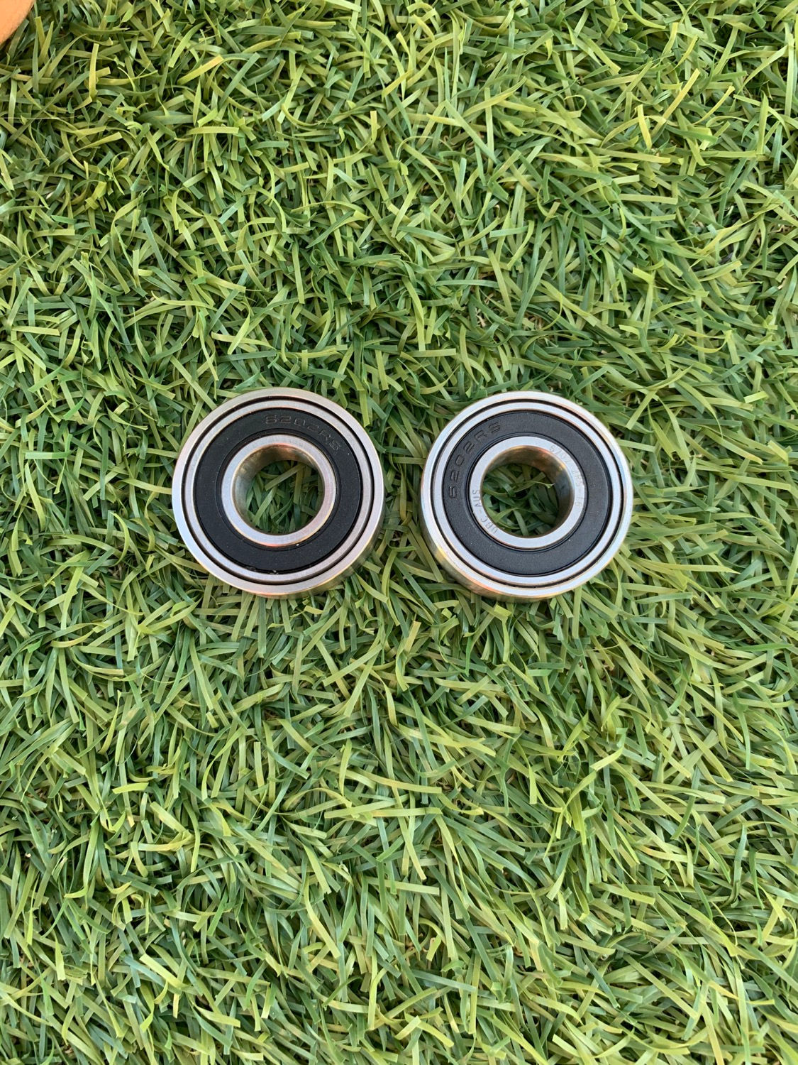 Rear Roller bearings (pair)