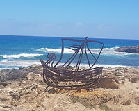תל דור והמזגגה - גן לאומי ו"בית חרושת למעשה הזכוכית"