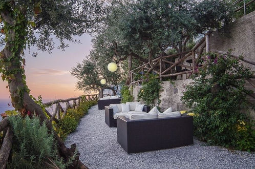 UNA CENA SOSPESA TRA VENETO E CAMPANIA AL NEREIDI DI AMALFI