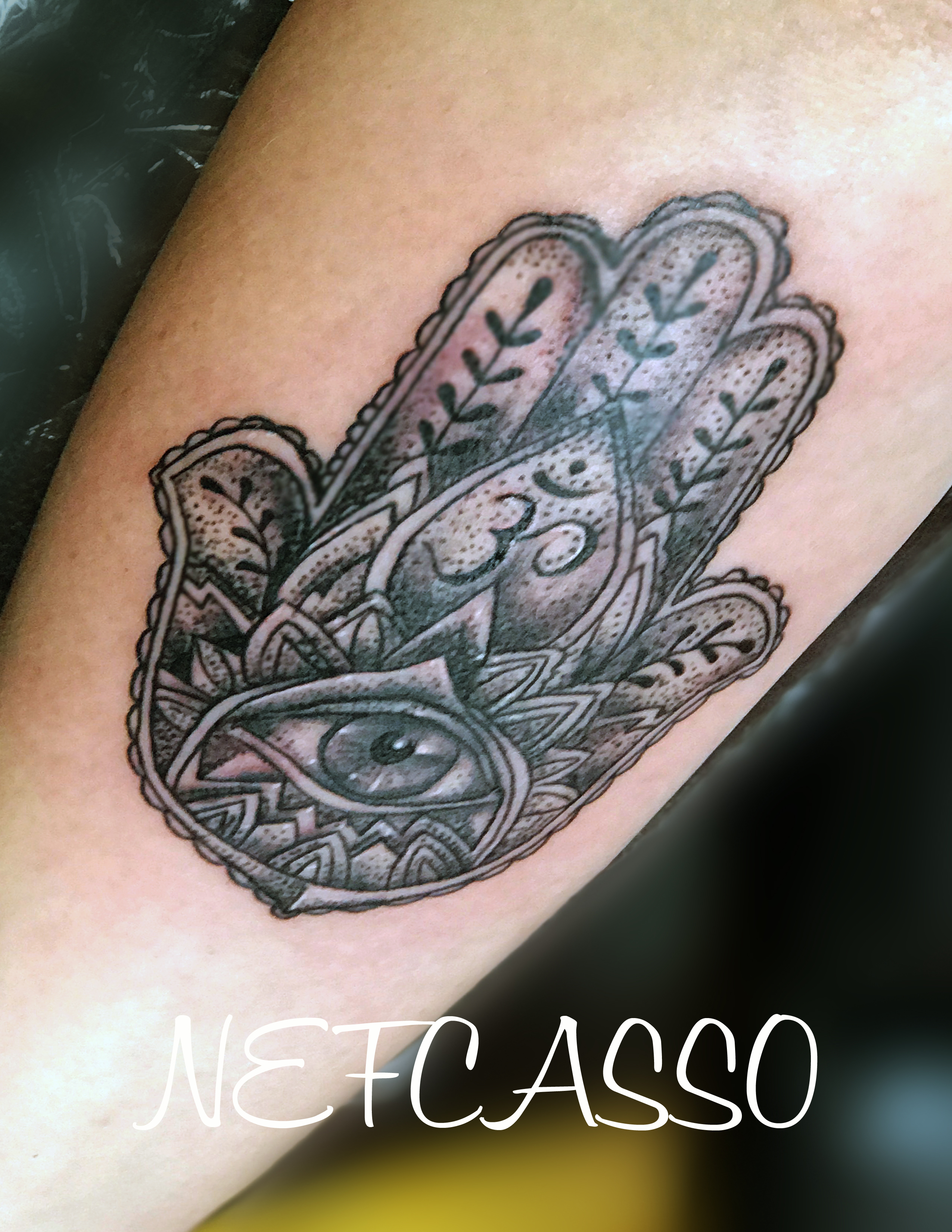 Mandala hand