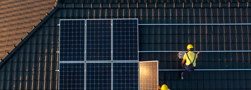 Solar Panels Technicians _edited.jpg