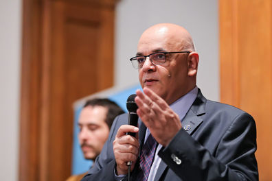 Trădare, trădare, dar să știm și noi!