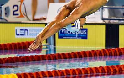 David Popovici şi antrenorul său, decoraţi de preşedintele Iohannis. Ceremonia va avea loc miercuri