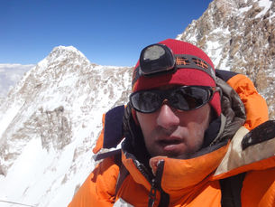 Premieră în alpinismul românesc. Horia Colibășanu a reușit să cucerească vârful Kangchenjunga