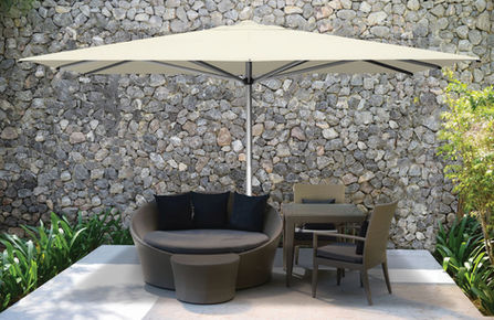 Single white center pol umbrella