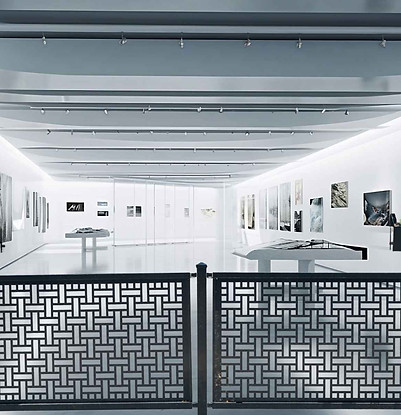 museum stanchion in a museum.jpg